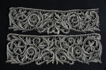 null Rare lace from Jesurum, bobbins, Italy, late 19th century.
Two pairs of cuffs...