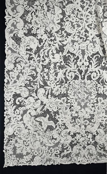 Tablecloth made of lace, Belgium, beginning...
