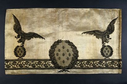 null Three panels, Chantilly lace, eagles, late 19th century.
Metallic gauze in gold...