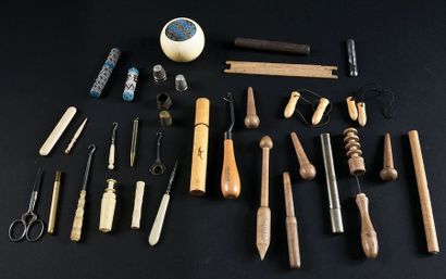 null Tools for sewing, early 20th century.
Sewing tools, including dice, hooks and...