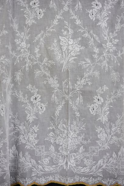 null 
Pair of large Cornely blinds, early 20th century.

In cotton muslin embroidered...