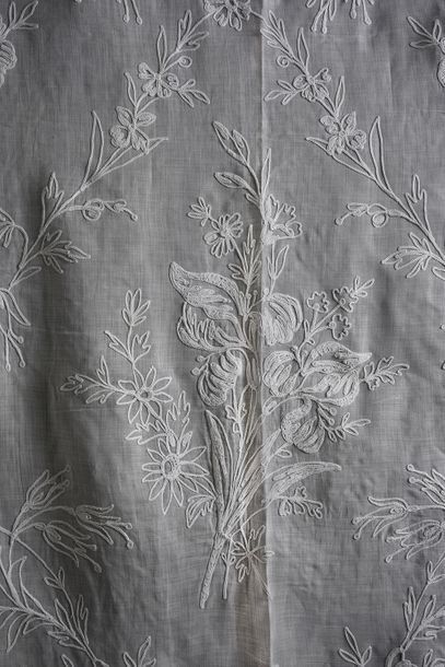  Pair of large Cornely blinds, early 20th century. 
 In cotton muslin embroidered...
