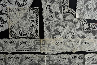  Meeting of lace doilies and lace entourage, Belgium, early 20th century. Factory-made...