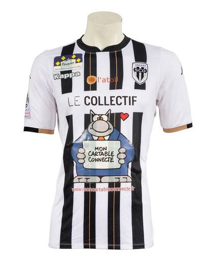 null Angelo Fulgini. S.C.O Angers jersey n°10 worn during the French Ligue 1 Championship...