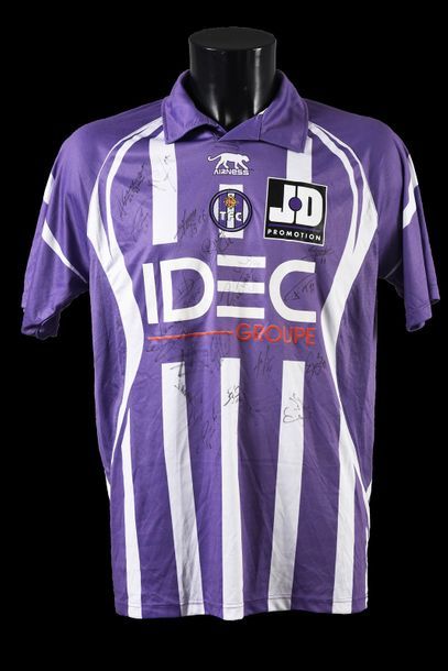 null Toulouse Football Club jersey with the signatures of the team's players for...