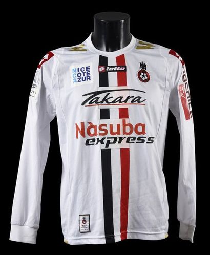 null Onyekachi Apam. Nice O.G.C. Nice jersey n°4 worn during the 2009-2010 season...