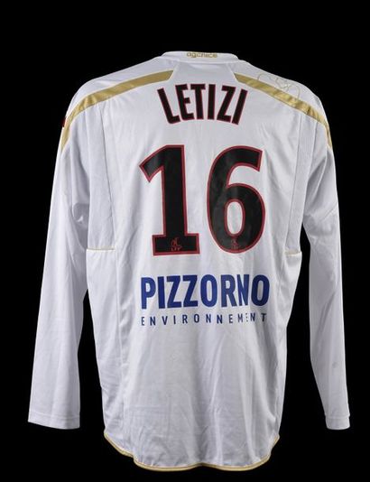 null Lionel Letizi. Nice O.G.C. Nice jersey n°16 for the 2010-2011 season of the...