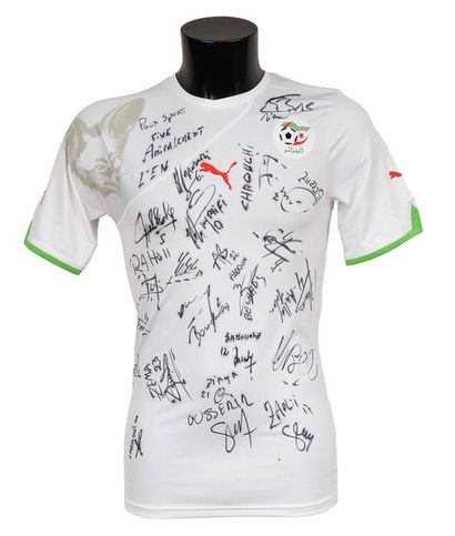 null Algerian jersey with the signatures of the players of the Algerian team at the...