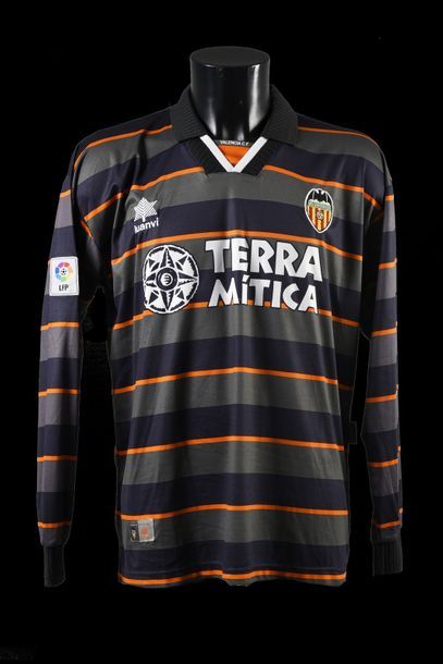null Alain Roche. Valencia CF jersey n°16 worn during the 1999-2000 season of the...