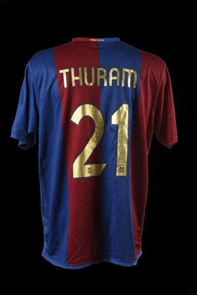 null Lilian Thuram. Replica jersey n°21 of FC Barcelona for the 2006-2007 season...