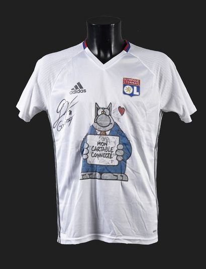 null Maxime Gonalons. Olympique Lyonnais training jersey worn for the warm-up of...