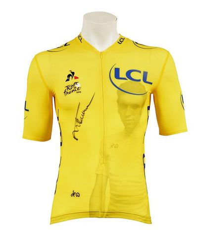 null Yellow jersey of the 3rd stage, commemorating the 100th anniversary of its creation...