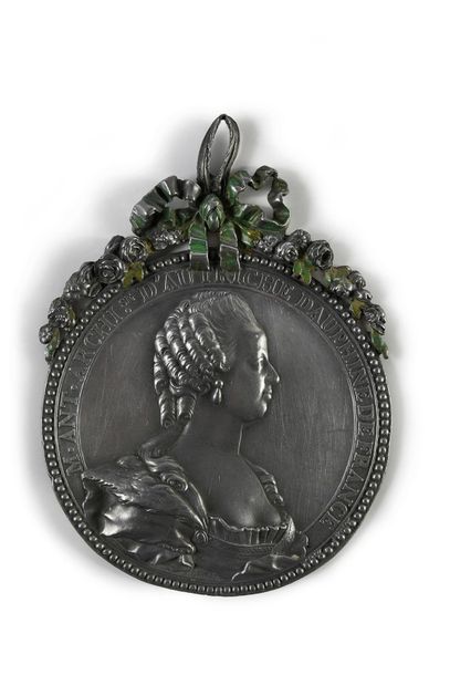 null MARIE-ANTOINETTE, dolphin of France.
Large round medallion in repoussé pewter...