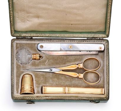 Sewing set in gold 750°°, silver 800°°°,...