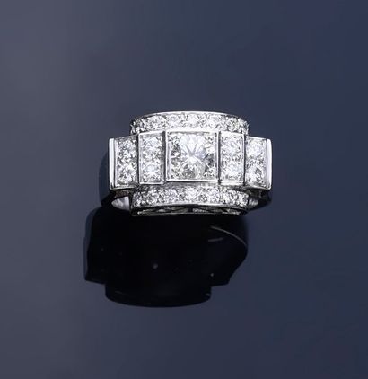 null Bague en or gris 750°°, sertie d'un diamant taille moderne d'environ 0,75 carats,...
