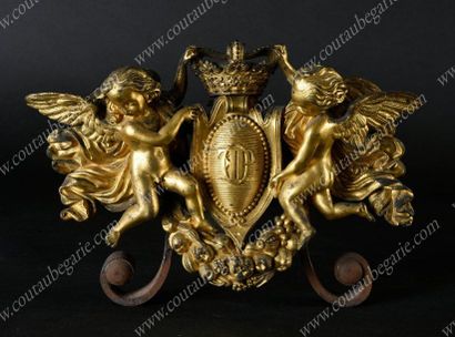 null *PAIR OF GILT BRONZE DECORATIVE ELEMENTS. FROM THE FURNITURE OF THE DUC D'ORLÉANS.
Decorated...