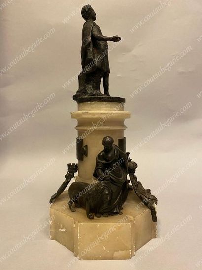 null MINIATURE REPLICA OF THE MONUMENT OF THE ROYAL SQUARE OF REIMS. 
 Bronze statue...