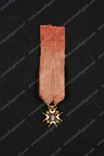 null ORDER OF SAINT-LOUIS - FRANCE
Miniature knight's cross. Gold, enamel, with ribbon.
Good...