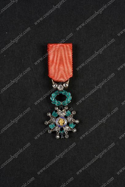null ORDER OF THE LEGION OF HONOR - FRANCE.
Miniature badge of knight, III Republics,...