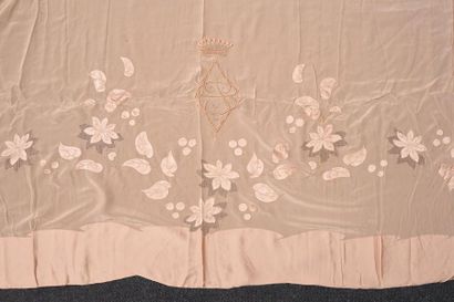 null Bed linen set embroidered with the number PB under a count's crown, circa 1938,...