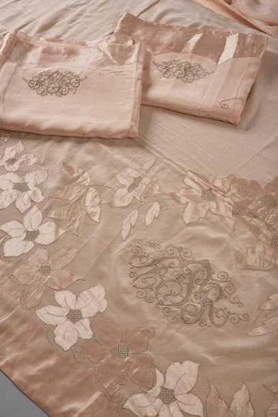 null Embroidered bed linen set, with the number A of PR circa 1938, top sheet and...