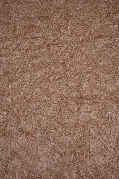 null Embroidered bedspread, circa 1938, in quilted pink satin, pleated and quilted...