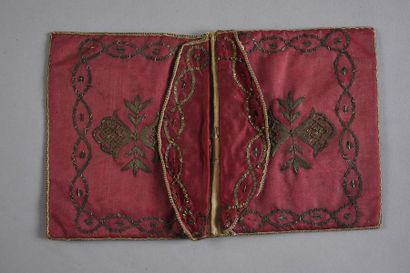 null Embroidered pouch second half of the 18th century, embroidered raspberry silk...