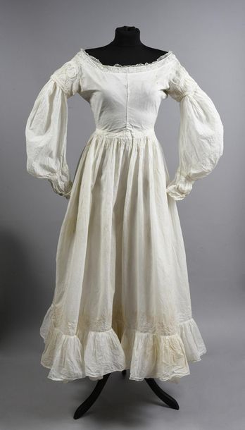 null Afternoon dress for summer, circa 1830, cream linen dress stapled in the back...