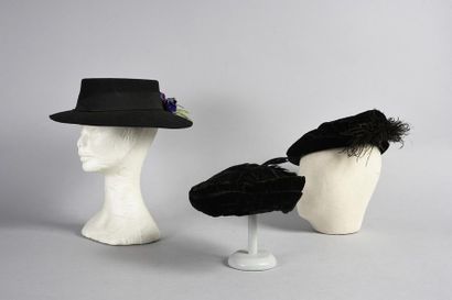 null Réunion de quatorze chapeaux de dame, principalement vers 1920-1930, en feutre,...