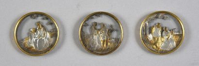 null Suite of three medallions under glass from a sumptuous set of buttons d'Habit,...