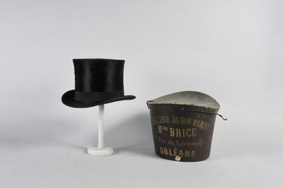 null Seven men's hats, late 19th-early 20th century, three black felt bowler hats;...