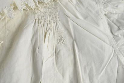 null Set of nine embroidered Second Empire corsages and nightgowns, in cream cotton...