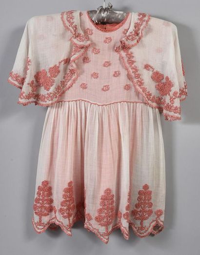 null Girl's outfit, circa 1920, short-sleeved dress and matching jacket in cream...