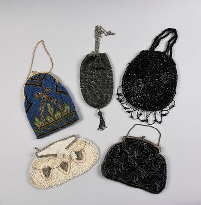 null Meeting of five evening reticles knitting and bead embroidery, circa 1900-1930,...