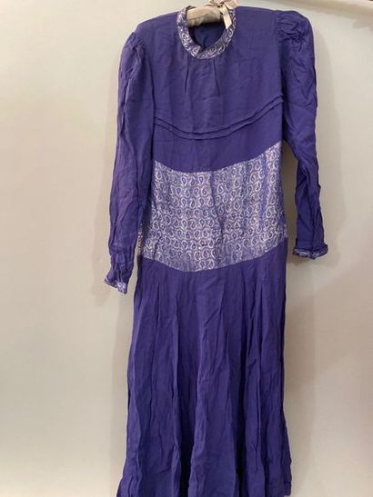 null Part of an elegant wardrobe, circa 1930-1940, evening gown and short-sleeved...