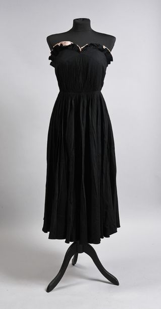 null Edmond Courtot cocktail dress, circa 1945-1950, black woollen flannel dress...