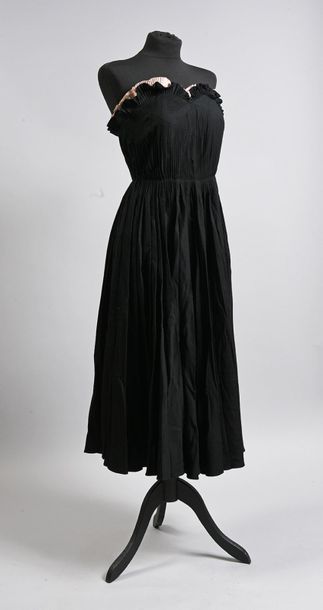 null Edmond Courtot cocktail dress, circa 1945-1950, black woollen flannel dress...