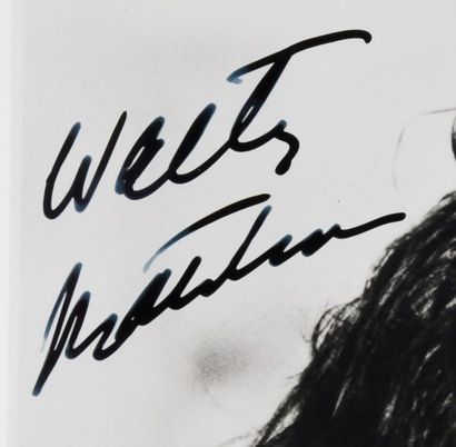 null MATTHAU Walter (1920-2000).

Reproduction photographique en N&B portant la signature...