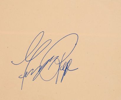 null RAFT George (1901-1980).

Pièce autographe signée à l’encre bleue par l’acteur...