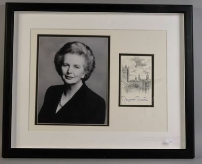 null THATCHER Margaret (1925-2013).

Carte postale en N&B représentant Westminster...