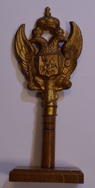 null FLAG POINT.

In gilt metal, surmounted by the two-headed eagle of the Romanovs...