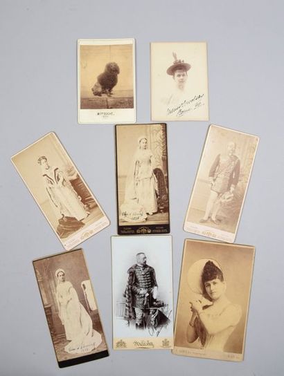 null RUSSIAN NOBILITY - ALEXEÏEFF FAMILY. 

Set of four old photographic portraits...