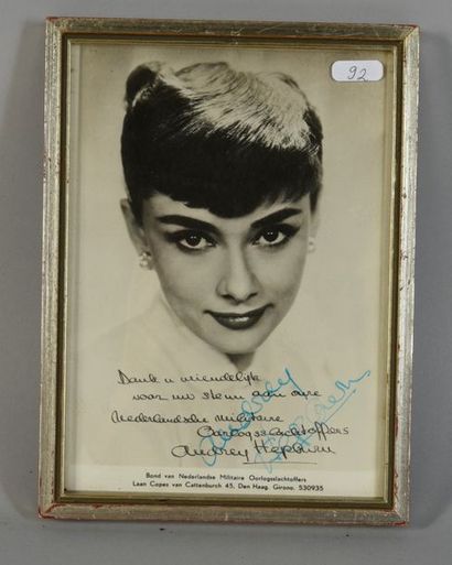 null HEPBURN Audrey (1929-1993).

Modern photographic reproduction in B&W of the...