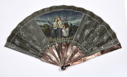 null L'Espérance, ca. 1880
Folded fan, the grey silk sheet painted in grisaille with...