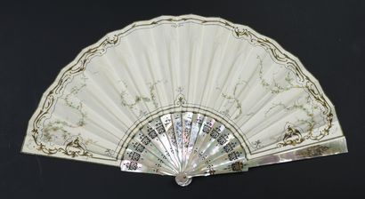 null In the Figure of a Duchess, ca. 1870-1880
Folded fan, the gouache-painted skin...