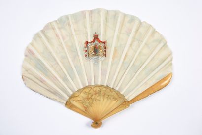  Happy New Year ! around 1900 Folded fan, balloon shape, the cream silk leaf painted...