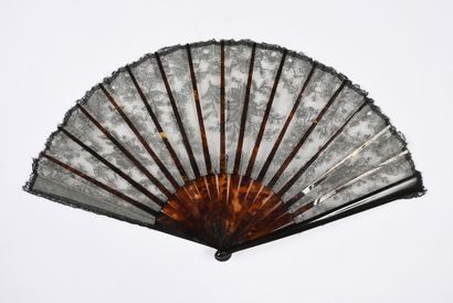 null Sequins in flowers, circa 1900-1920
Folded fan, for the evening, the leaf in...
