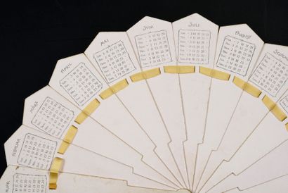 null Kalender für 1892
A broken cardboard fan for use as a calendar for the year...