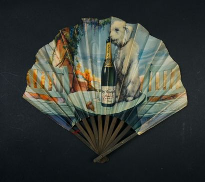 null CHAMPAGNE - "Dry Monopole" by Heidsieck, circa 1900. Fan illustrated with a...