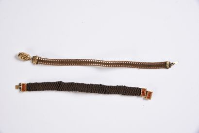 Deux bracelets en cheveux tressés, XIXe siècle,...